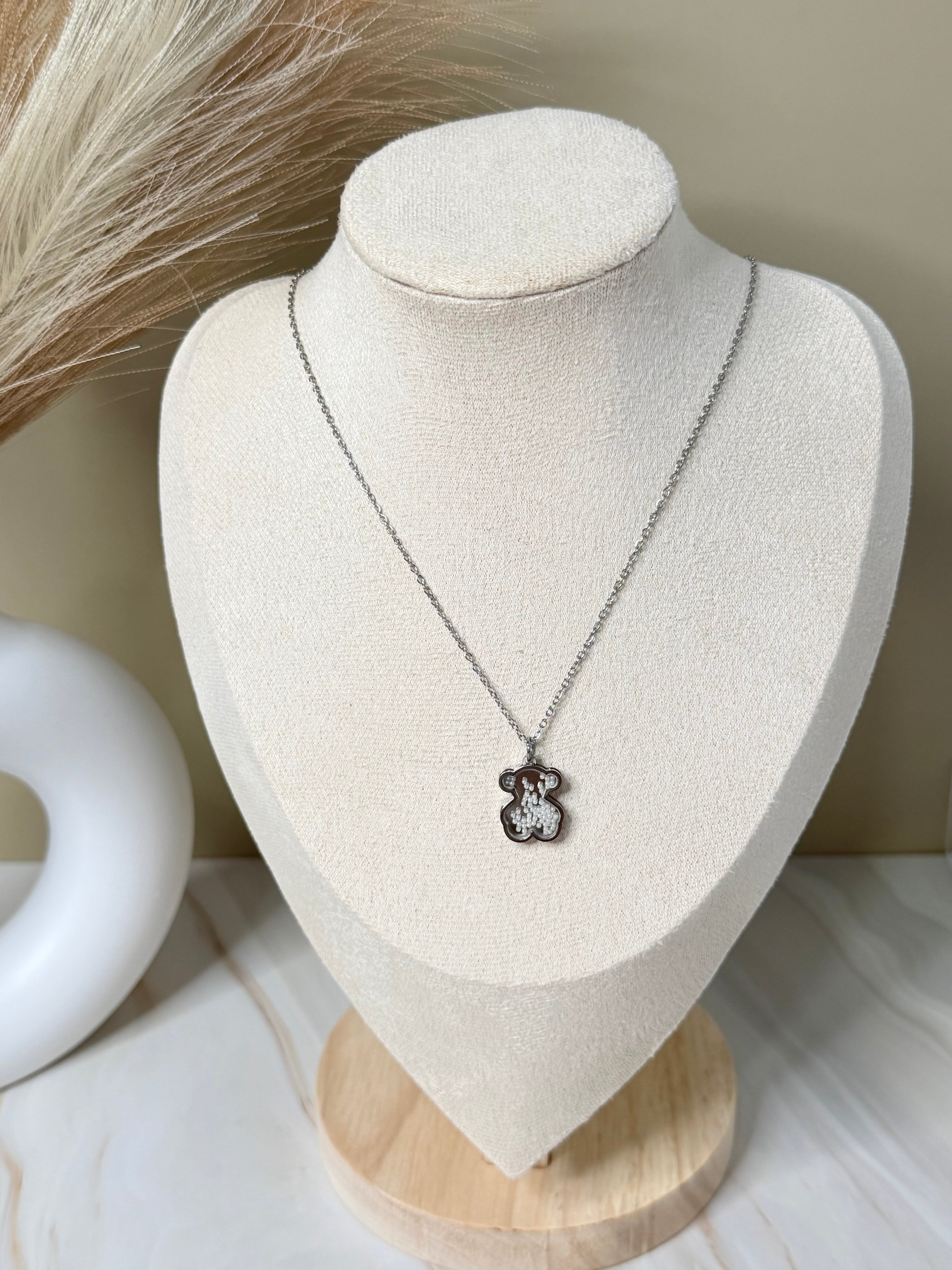 Minimal T🐻us Pendant