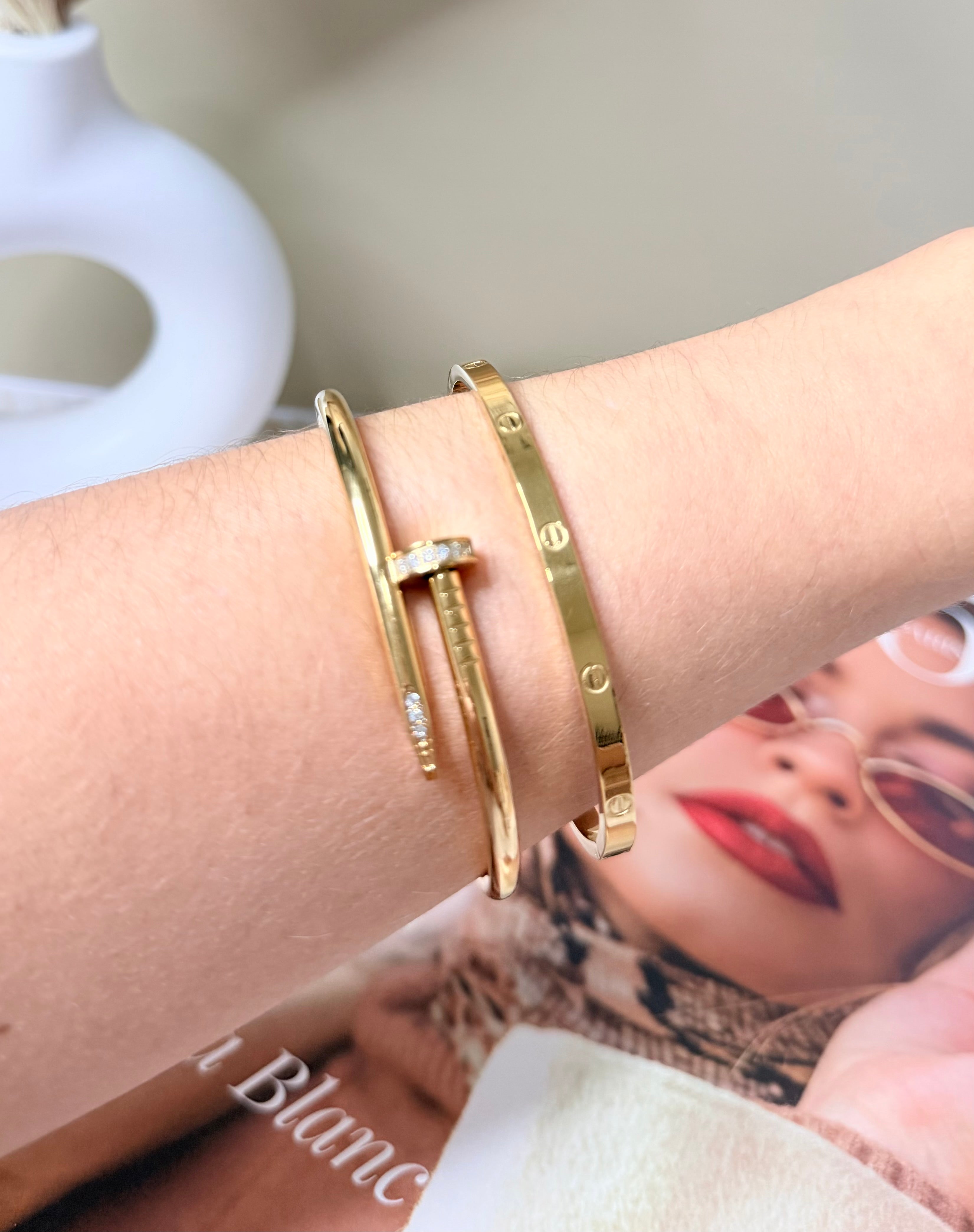 Cart!er Bangle