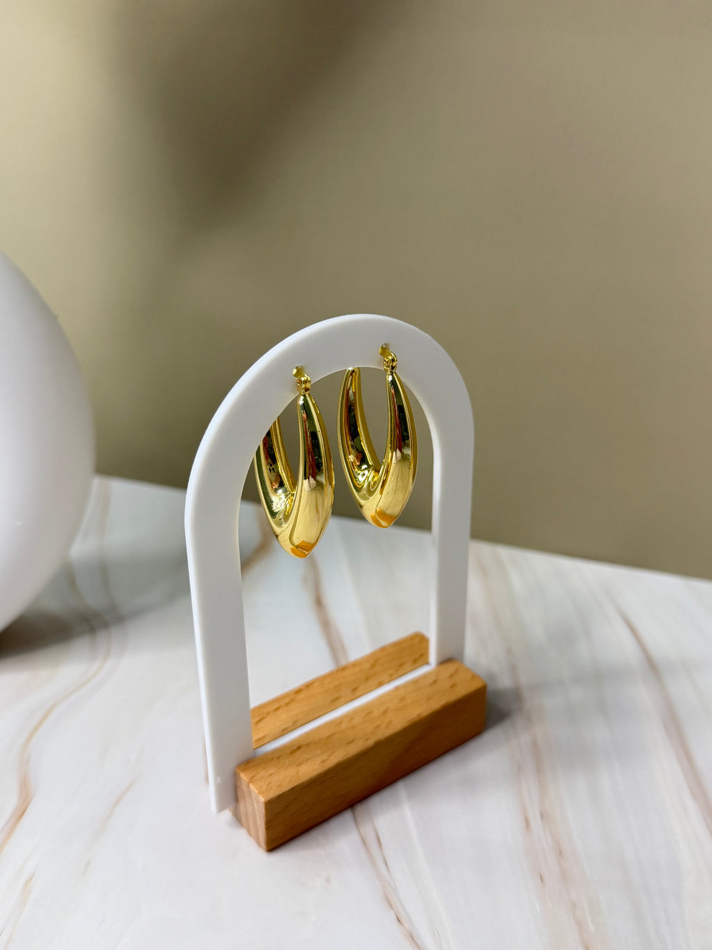 Aros en forma de lágrima