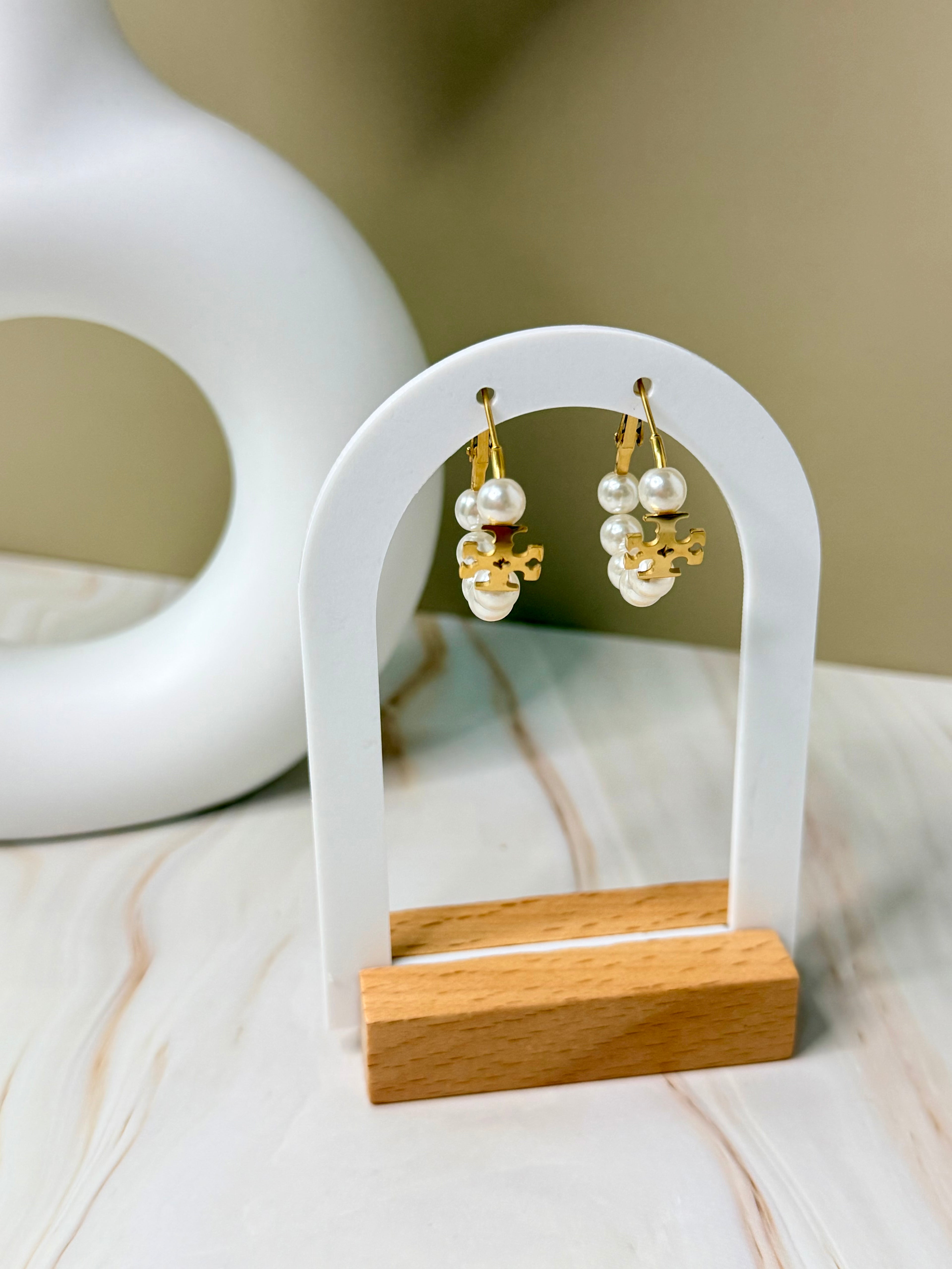 Pearl T.B Hoops